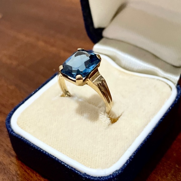 Vintage London Blue Topaz 10K Gold Ring 4.5ct Size 6 Retro Jewelry - Picture 3 of 11